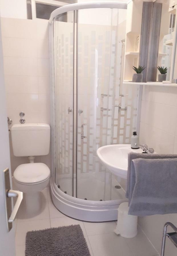 Marina Apartments Kastela Dış mekan fotoğraf